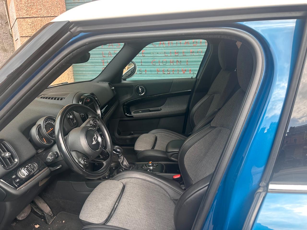 Mini Cooper D Countryman 2.0 Hype