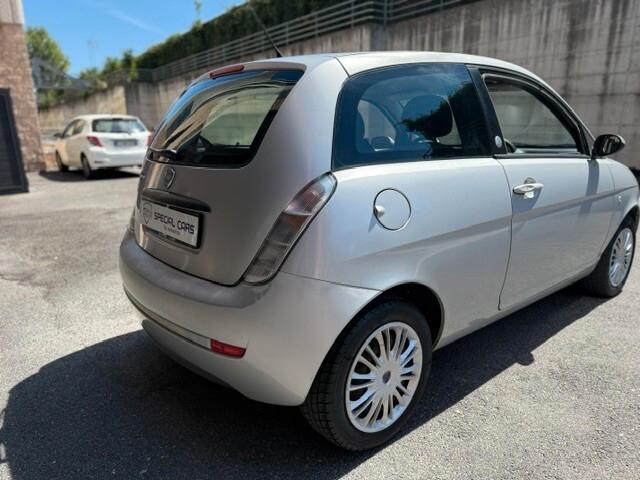 Lancia Ypsilon 1.4 Argento Ecochic GPL