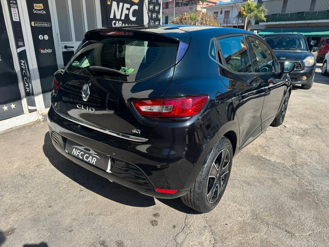 Renault Clio dCi 8V 75 CV Start&Stop 5 porte Energy Duel