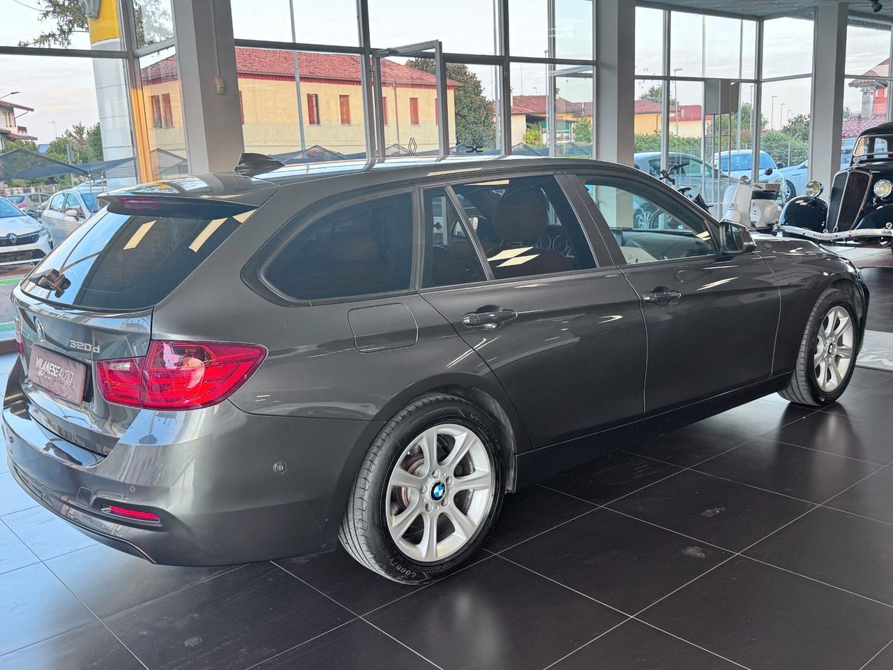Bmw 320 320d xDrive Touring Modern