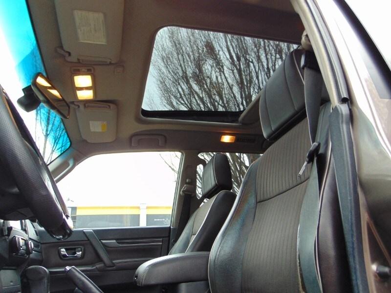 MITSUBISHI Pajero (2006-2009) Pajero 3.2 DI-D 1...