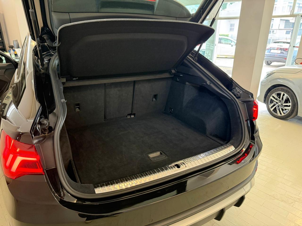 Audi Q3 35 TDI S tronic line edition