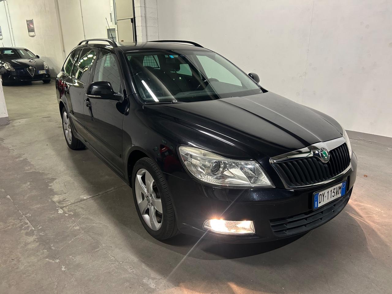 Skoda Octavia 1.6 TDI CR F.AP. Wagon Elegance