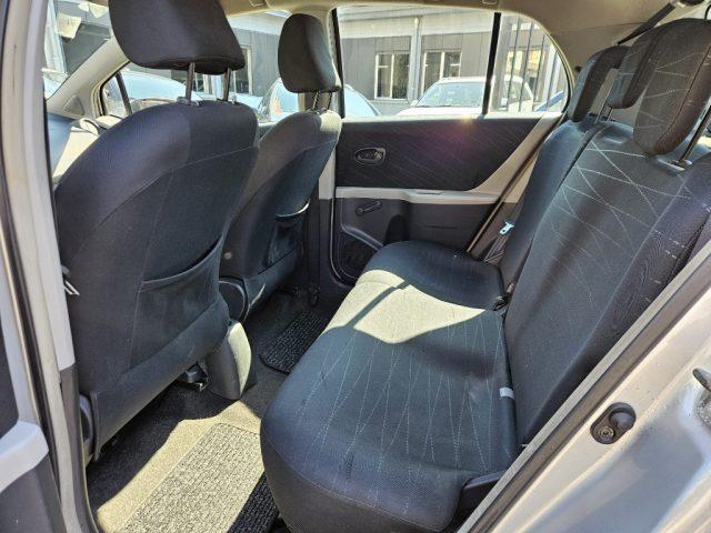 TOYOTA Yaris 1.0 5 porte Sol