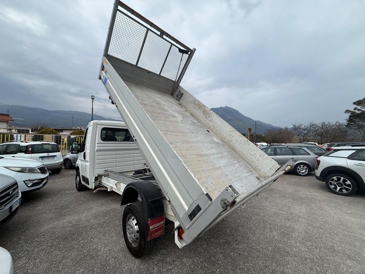 Peugeot boxer ribaltabile anno 2018 km 120 mila