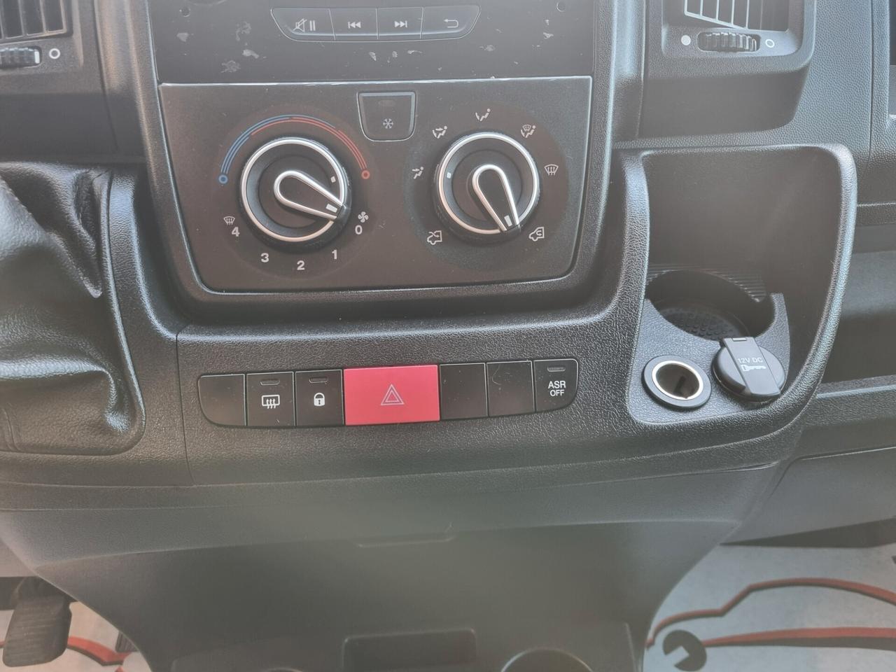 Peugeot Boxer 2.2 bluehdi 140cv S&S