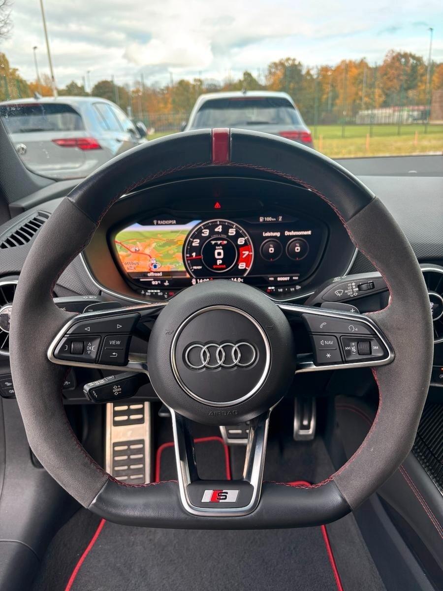 Audi TT TTS Coupé TFSI quattro S tronic