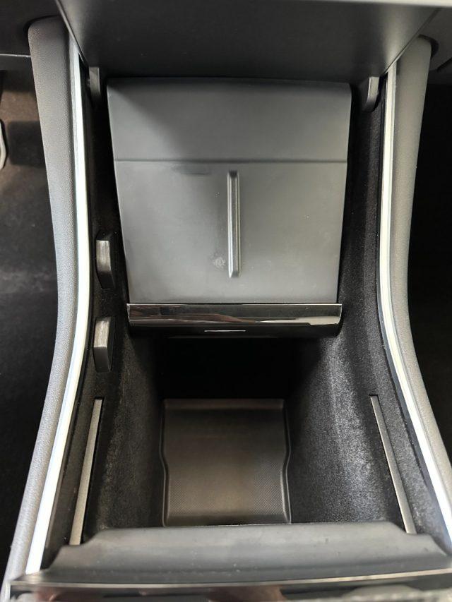 TESLA Model 3 Standard RWD Plus - 19" - Autopilot
