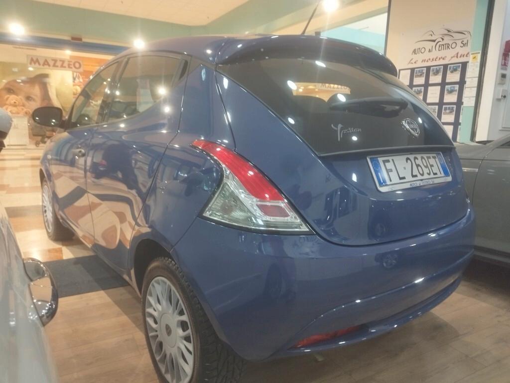Lancia Ypsilon 1.2 69 CV 5 porte GPL Ecochic Silver può essere tua a 93,00 €/mese