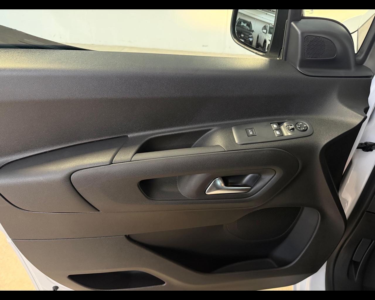 FIAT Doblò 2005 Benzina - DOBLO VAN CREW CAB 1.5 BLUEHDI 100CV