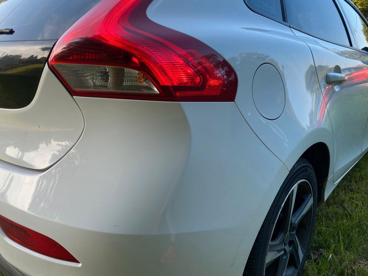 VOLVO V40 D2 1.6 114cv diesel