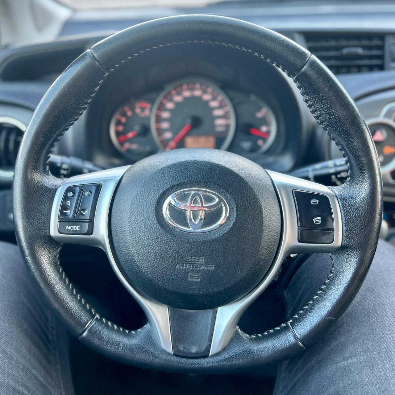 Toyota Yaris 1.4 D-4D 5p. Lounge Neopatentati 2013