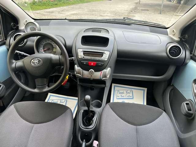 Toyota Aygo Aygo I 2005 5p 1.0 Sol