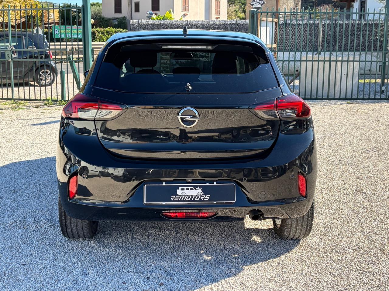 Opel Corsa 1.2 Edition Cambio automatico