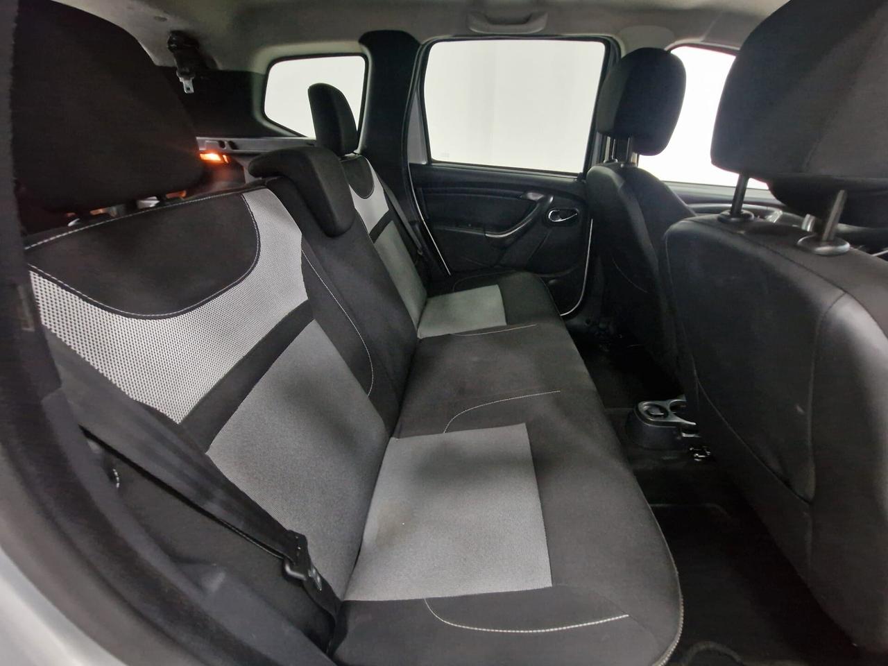 Dacia Duster 1.5 dCi 110CV. 4x4 con Gancio Traino Lauréate