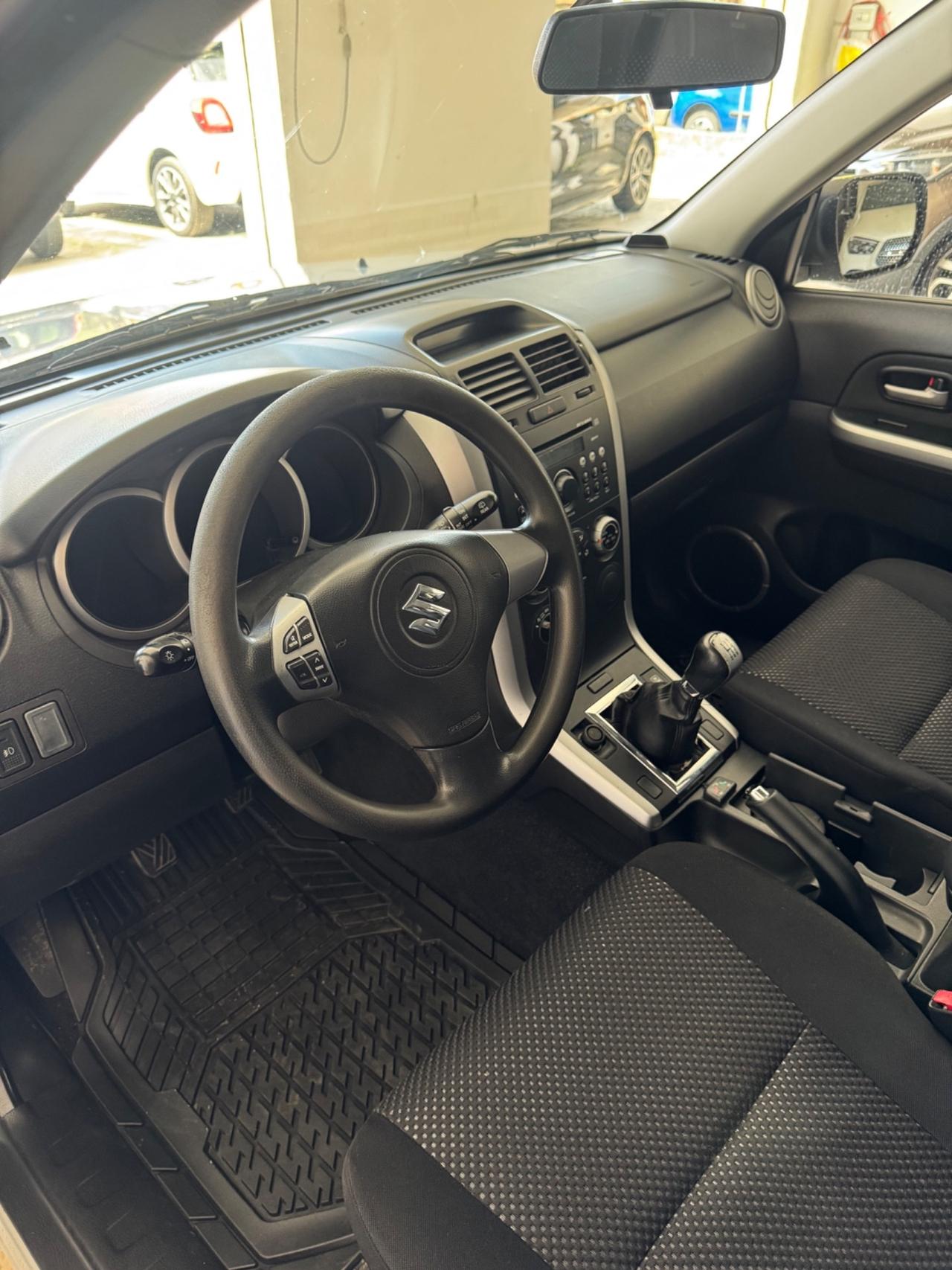 Suzuki Grand Vitara 1.9 DDiS 5 porte Executive