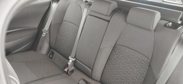 TOYOTA Corolla Touring Sports 1.8 Hybrid Business