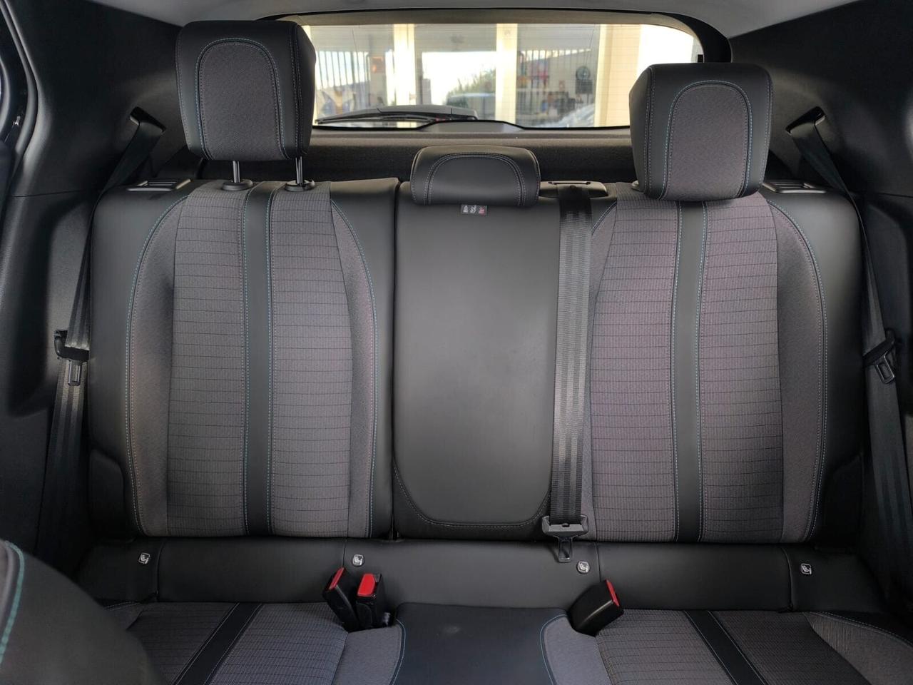 Peugeot 2008 1.5 BlueHDi 130 S&S EAT8 Allure 2021