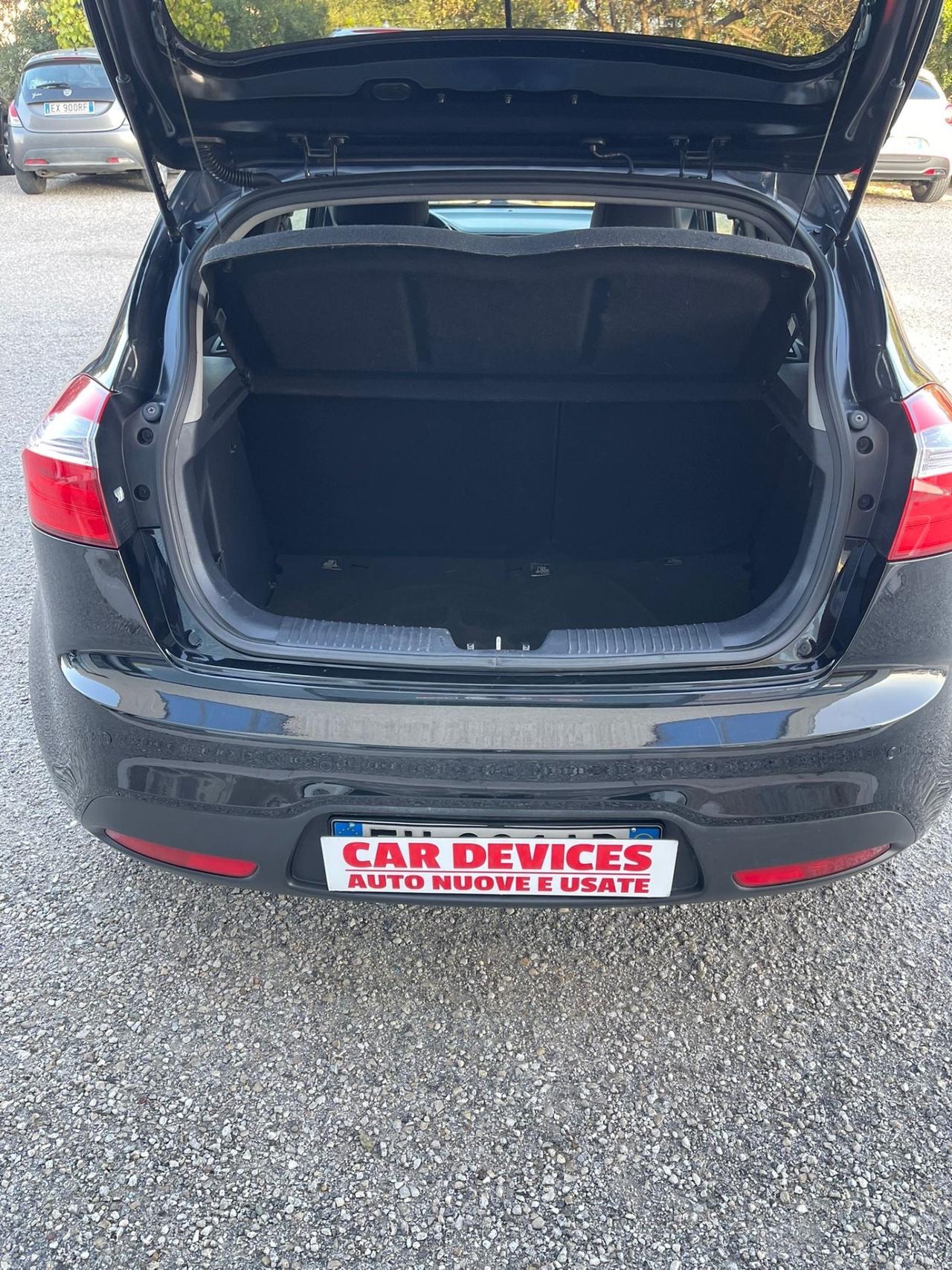 Kia Rio 1.4 CRDi - NEOPATENTATI-UNICO PROPRIETARIO