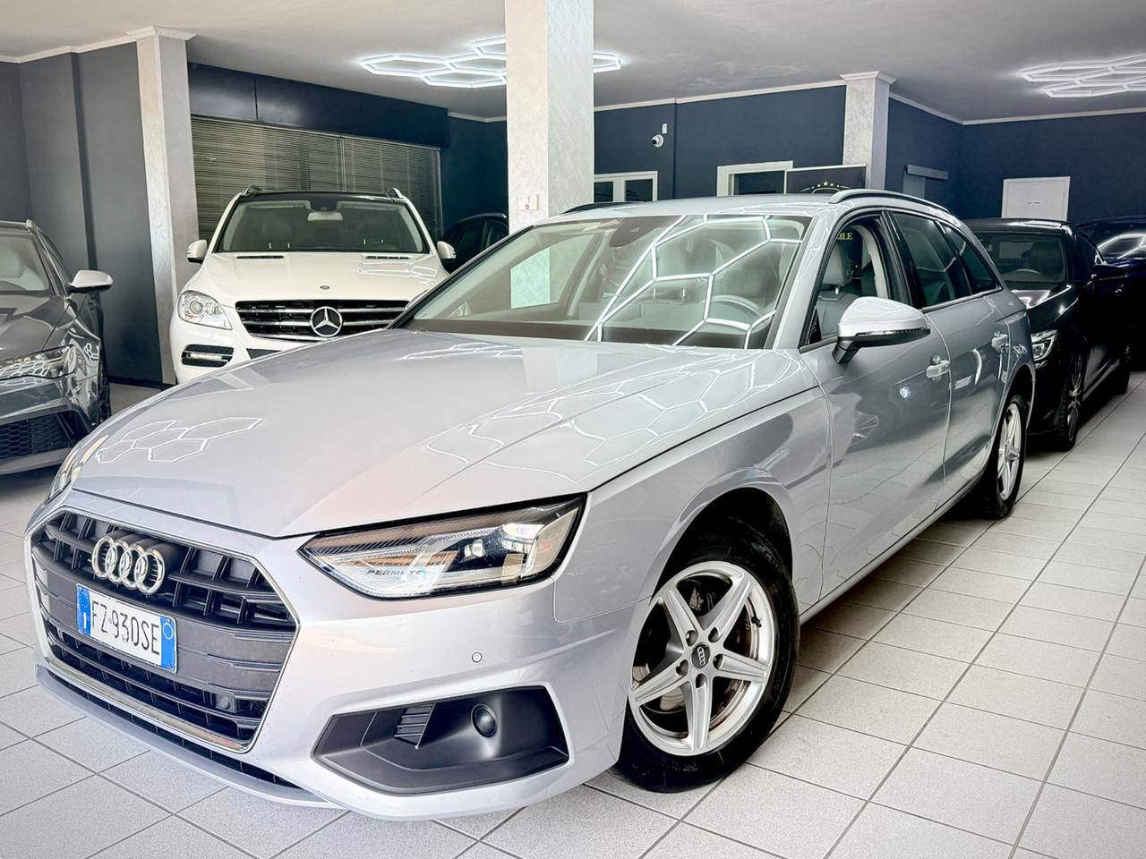 Audi A4 35 TDI/163 CV S tronic line edition