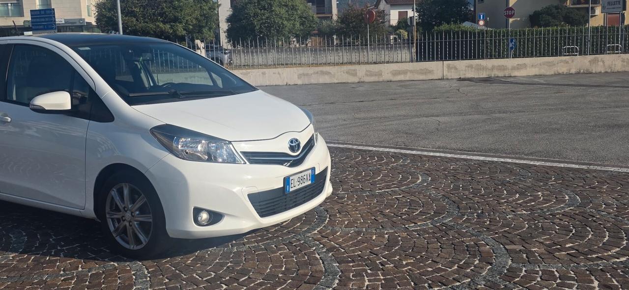 Toyota Yaris 1.3 5 porte Active CVT Stop & Start