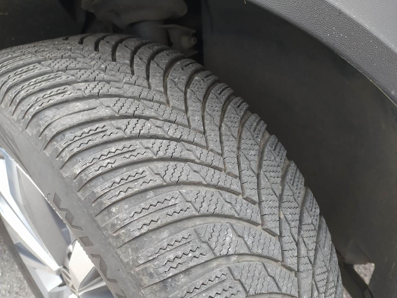 Volkswagen T-Roc Business 2.0 TDI 150CV #9725