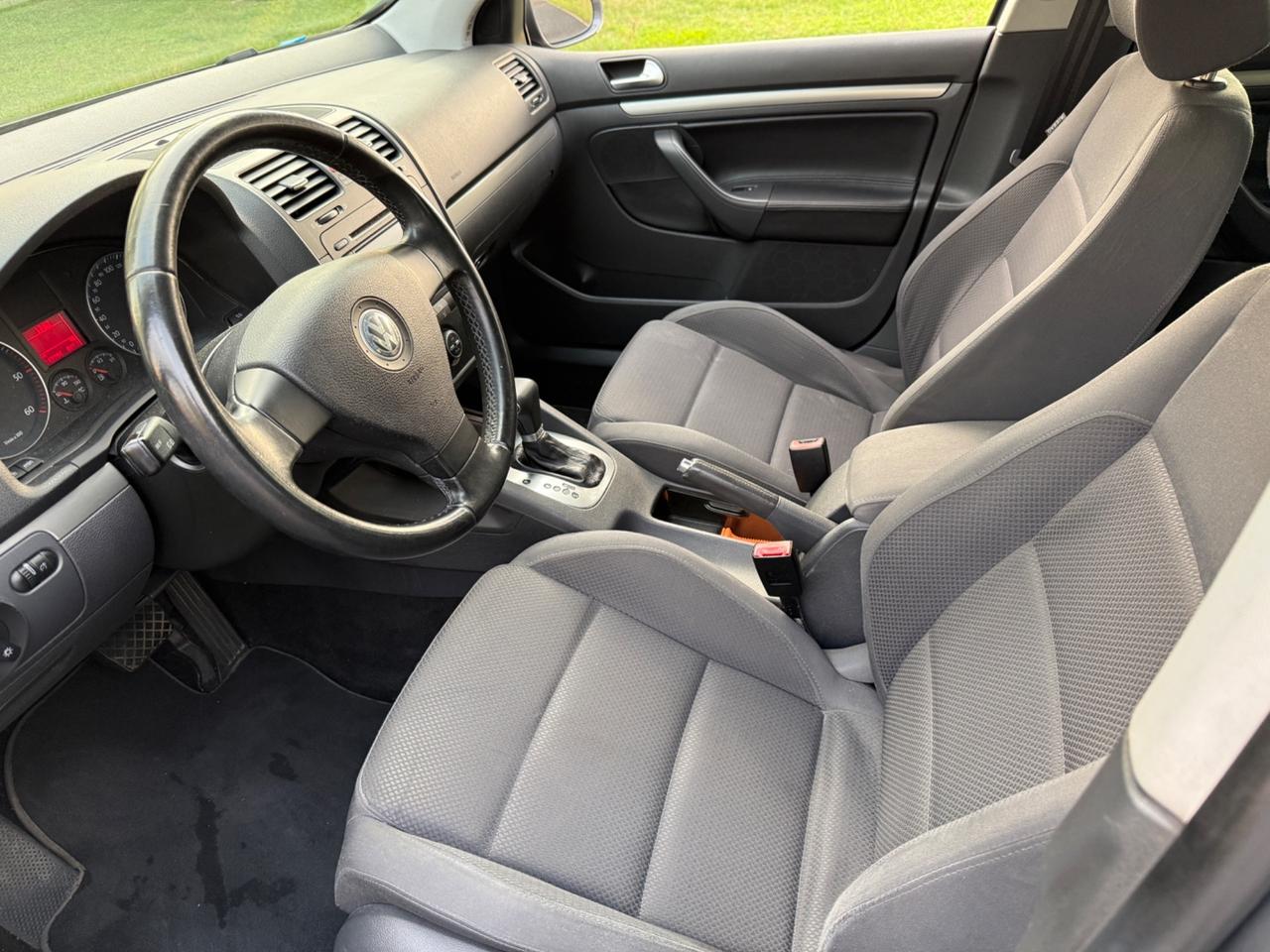 Volkswagen Golf 2.0 16V TDI 3p. Sportline