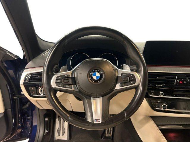 BMW 530 d xDrive 249CV Touring Luxury