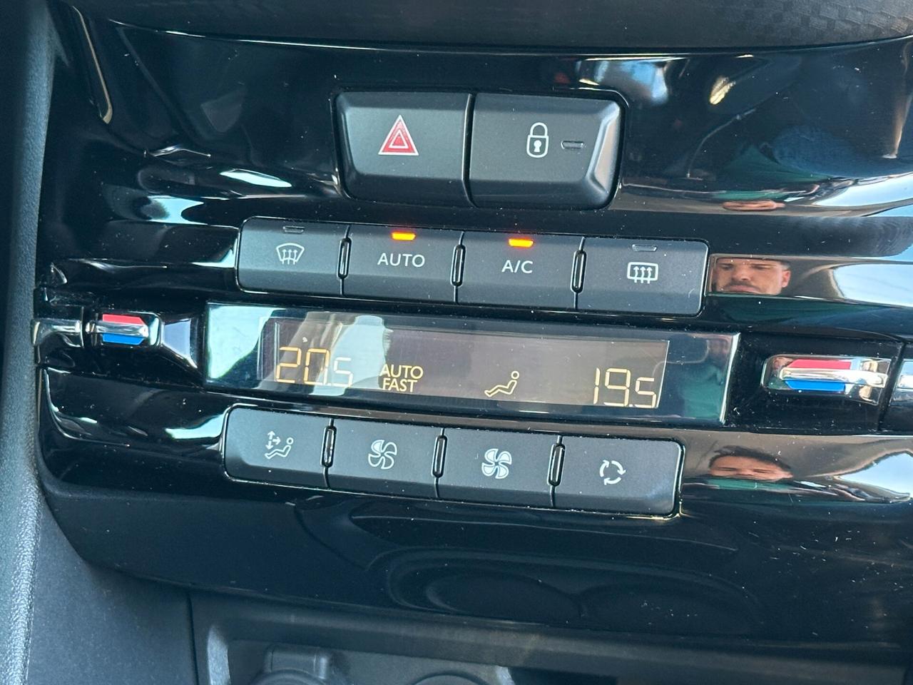 PEUGEOT 2008 BlueHDi 120 S&S Allure