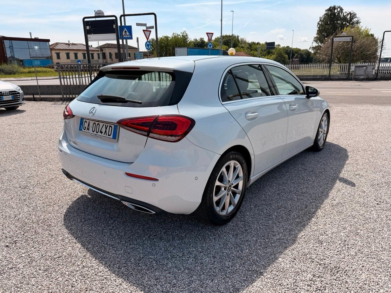 Mercedes-Benz A 180 d Sport auto