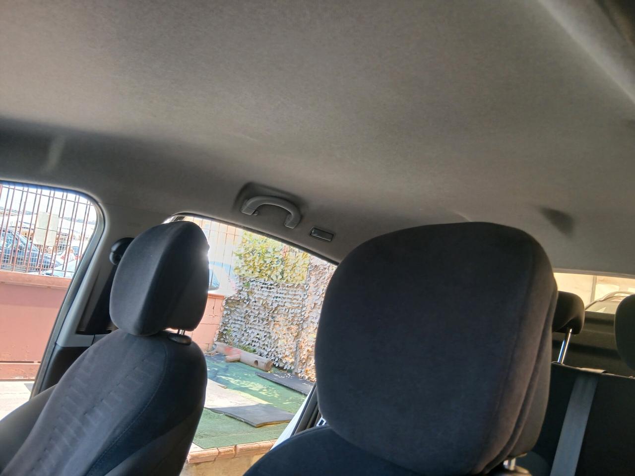 Lancia Ypsilon 1.2 69 CV 5 porte full 13