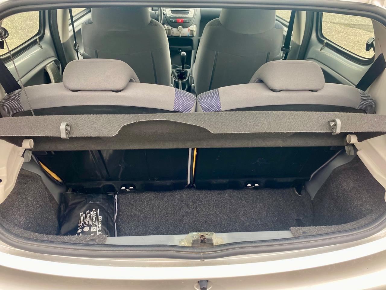 Peugeot 107 1.0 68CV 5p. Benzina