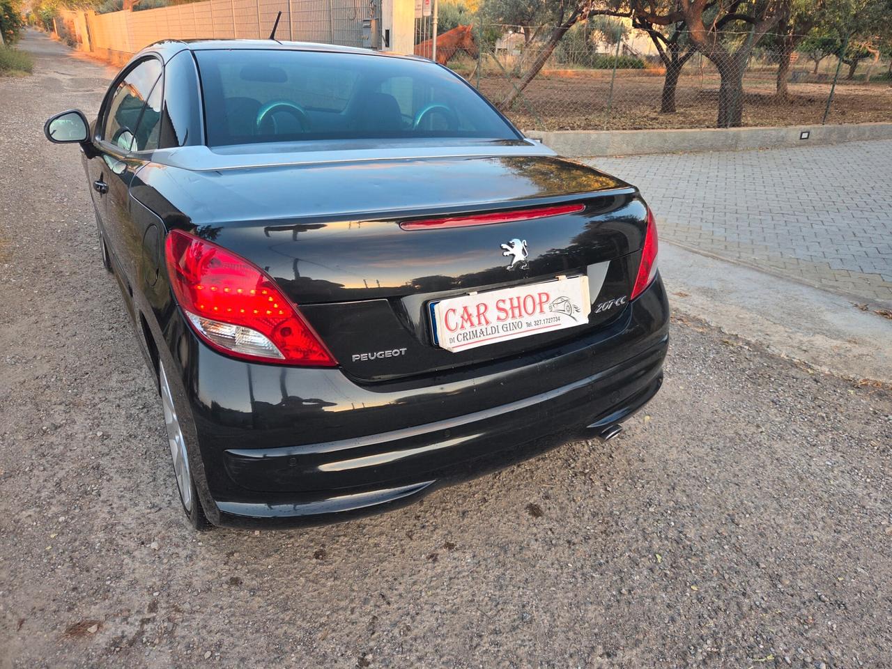 Peugeot 207 1.6 8V HDi 112CV CC Tecno