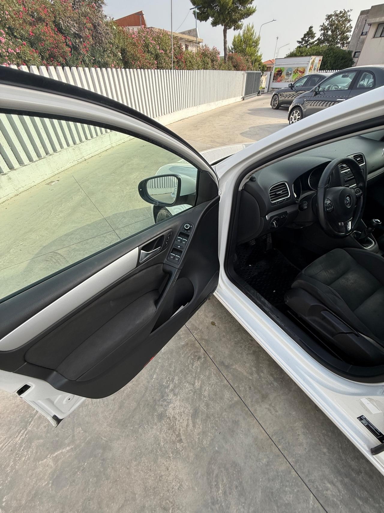 Volkswagen Golf 1.6 5p. Highline BiFuel