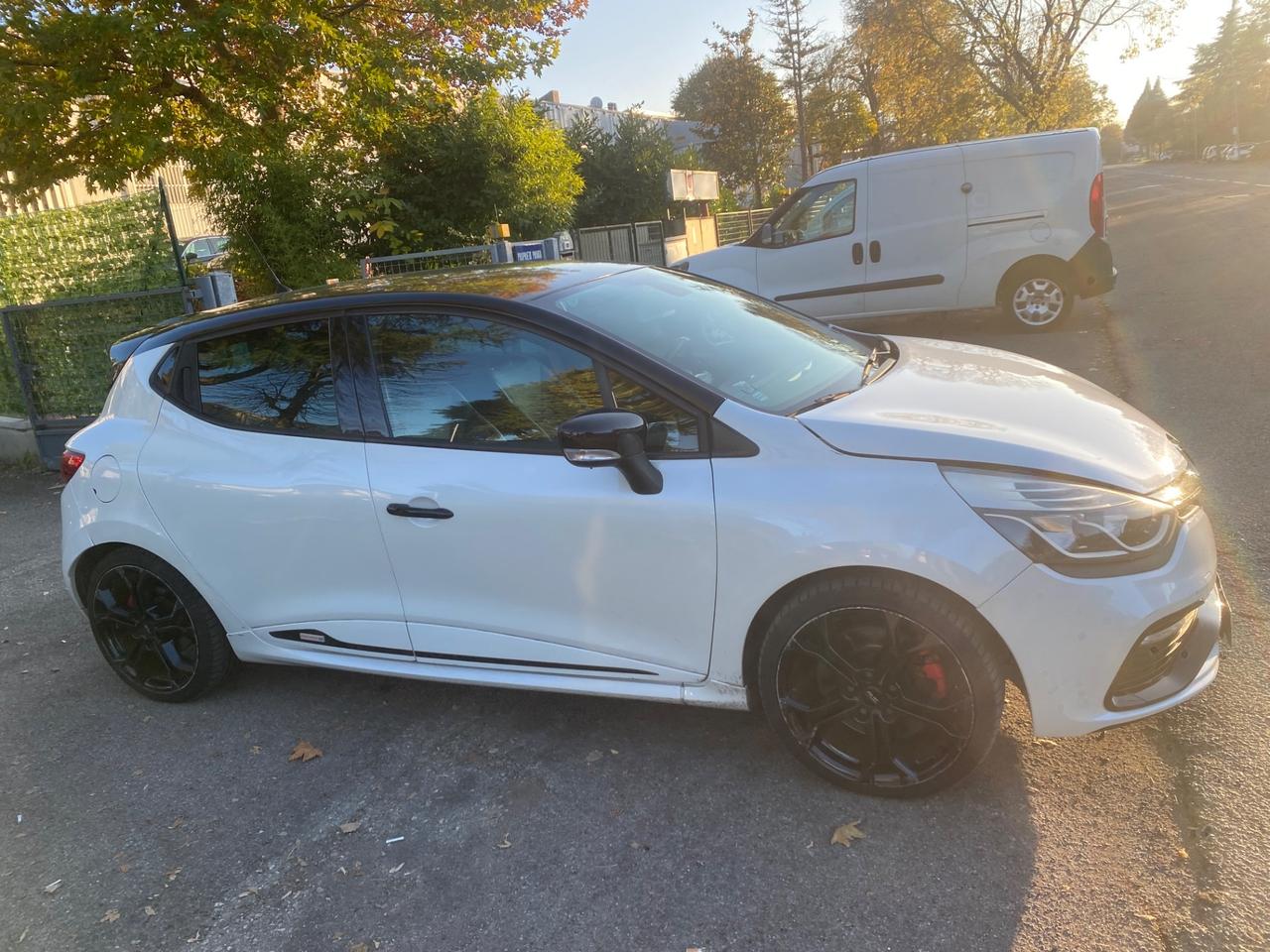 Renault Clio 1.6 T 200CV EDC 5 porte R.S.