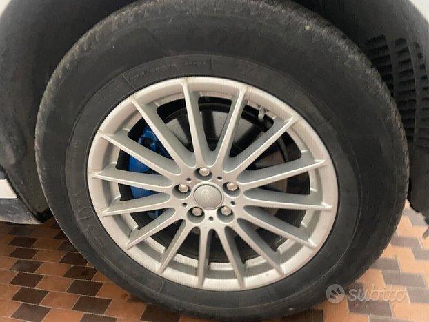 Land Rover Range Rover Velar 2.0D I4 180 CV