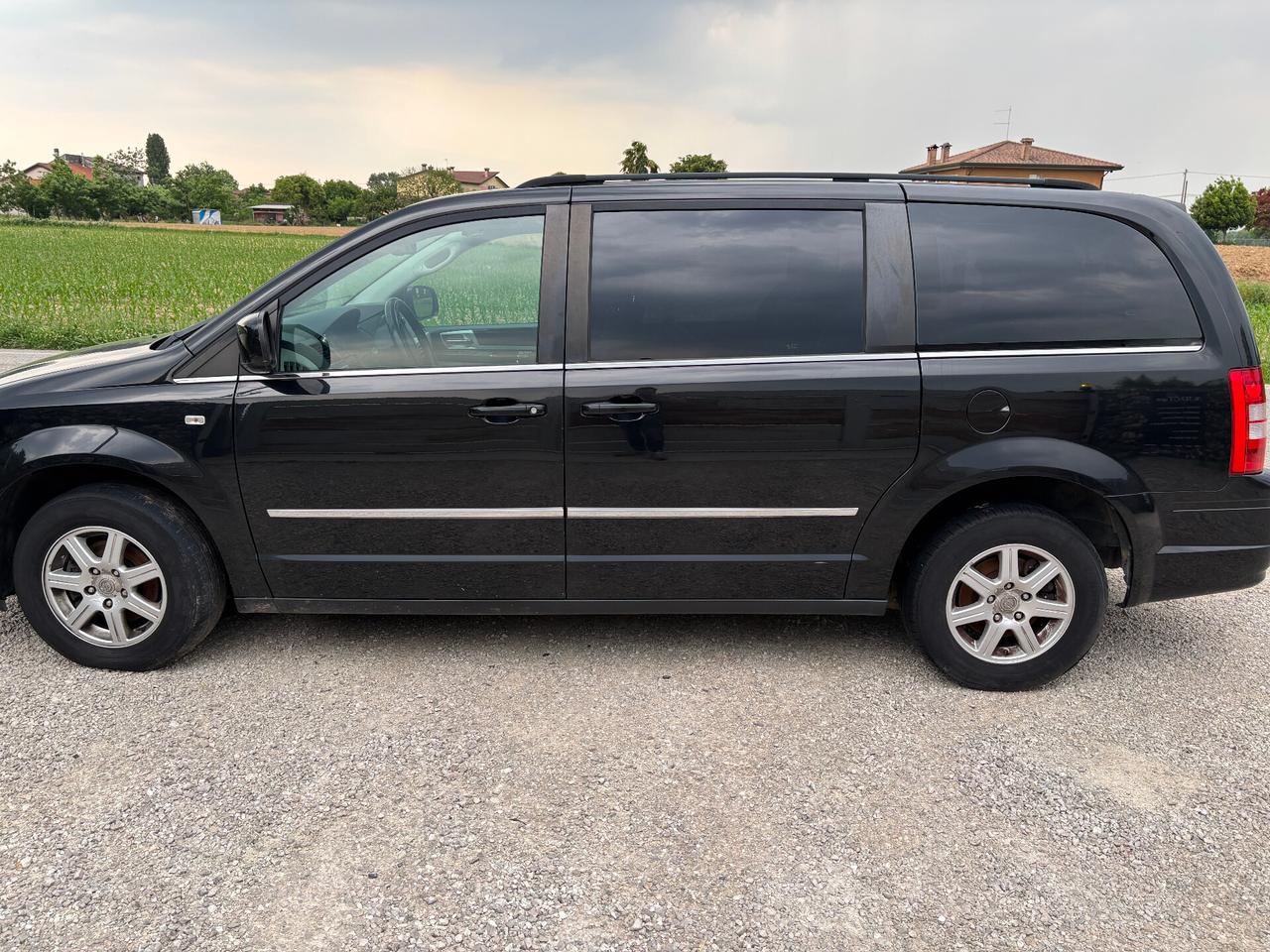 Chrysler Voyager Grand 2.8 CRD DPF Touring
