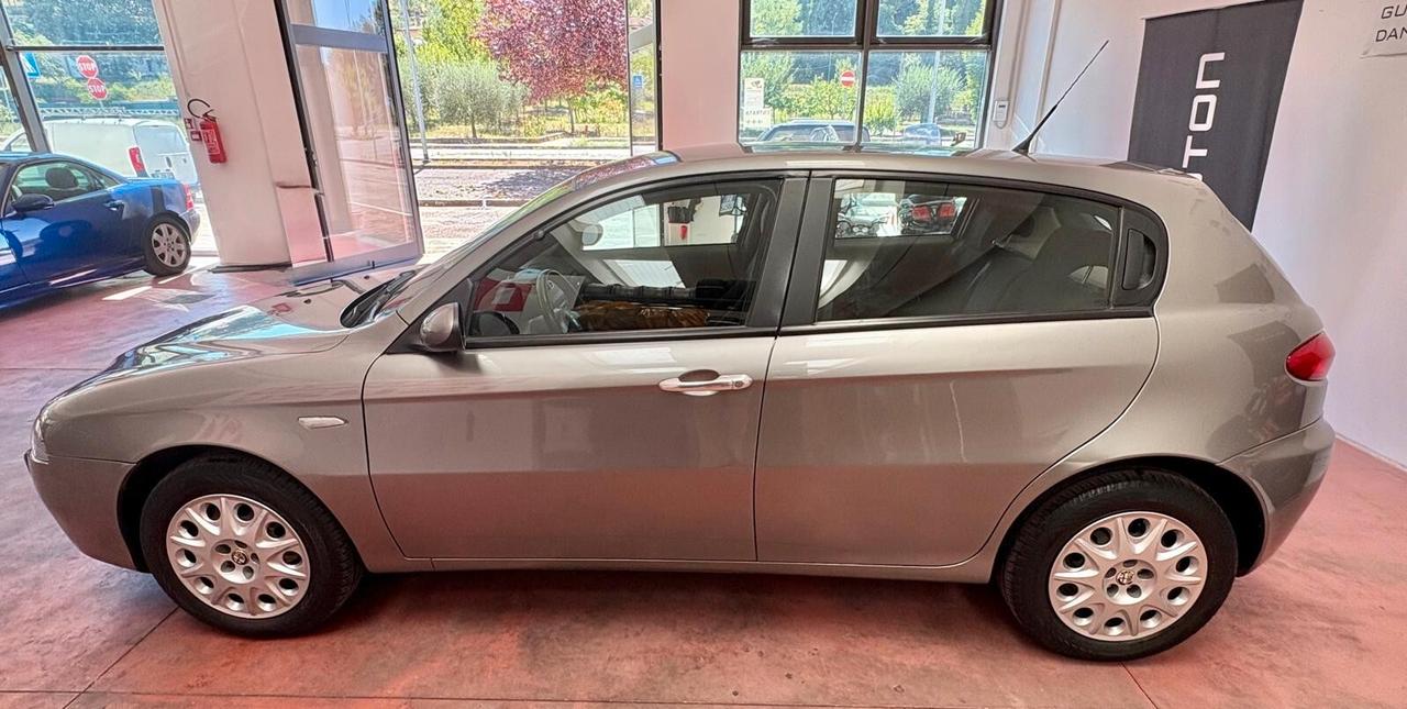 ALFA ROMEO 147 serie2 benz.1.6 CV 105 Km 152.418 certificati PER NEOPATENTATI