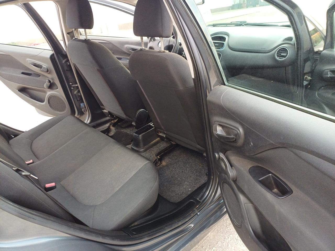 Fiat Punto 1.4 8V 5 porte Easypower Lounge