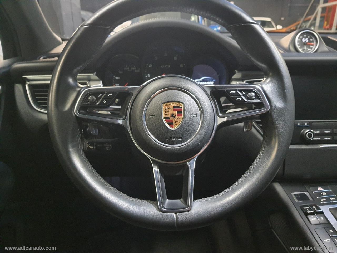 PORSCHE Macan 3.0 GTS