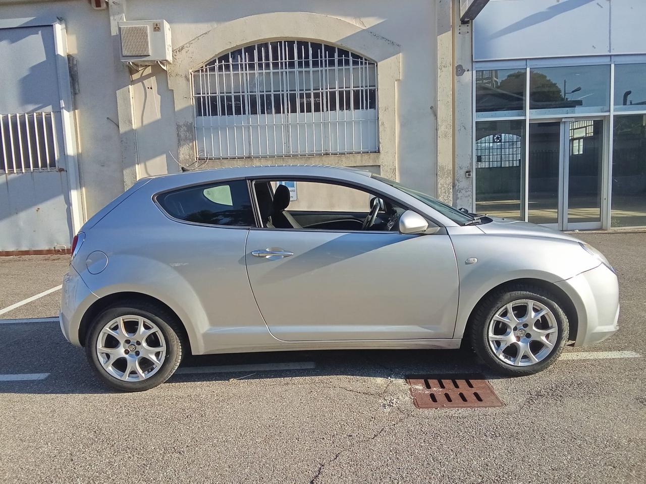 Alfa Romeo MiTo 1.4 105 CV M.air S&S Distinctive
