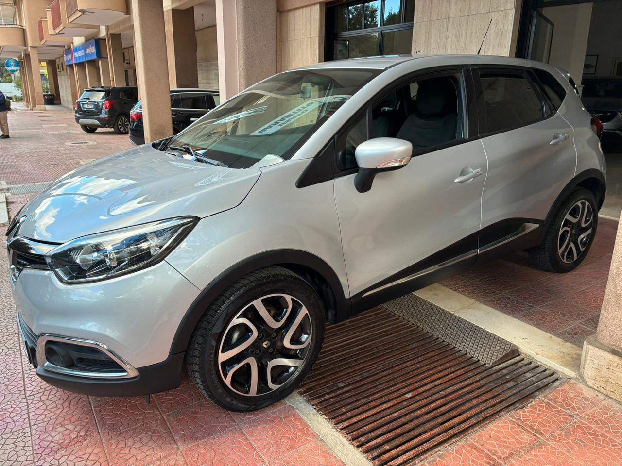Renault Captur 1.5dCi Navi retro perfetta-2015