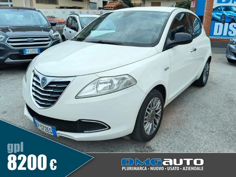 Lancia Ypsilon 1.2 69 CV 5 porte GPL Ecochic Silver