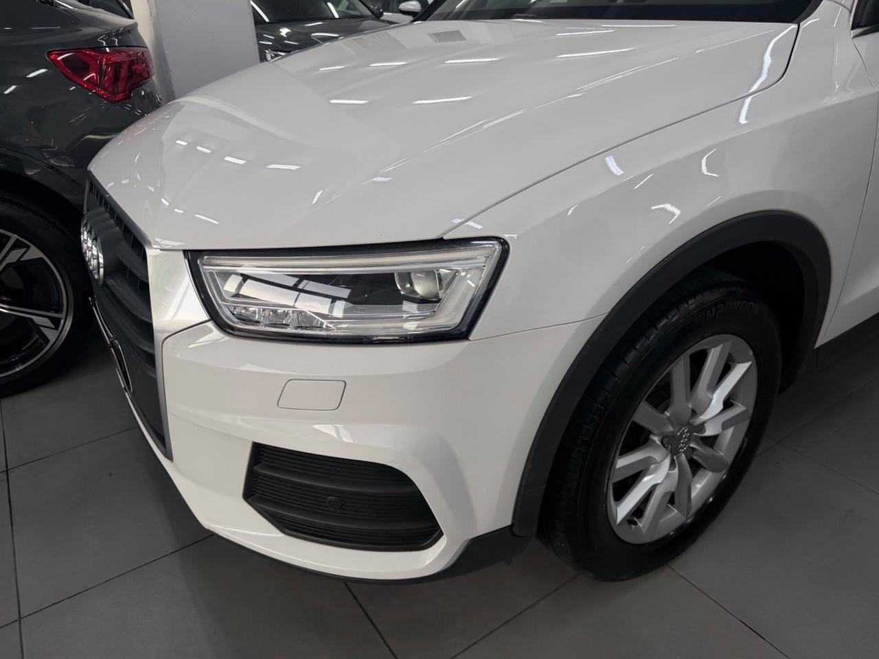 Audi Q3 2.0 TDI 120 CV Sport FINANZIABILE
