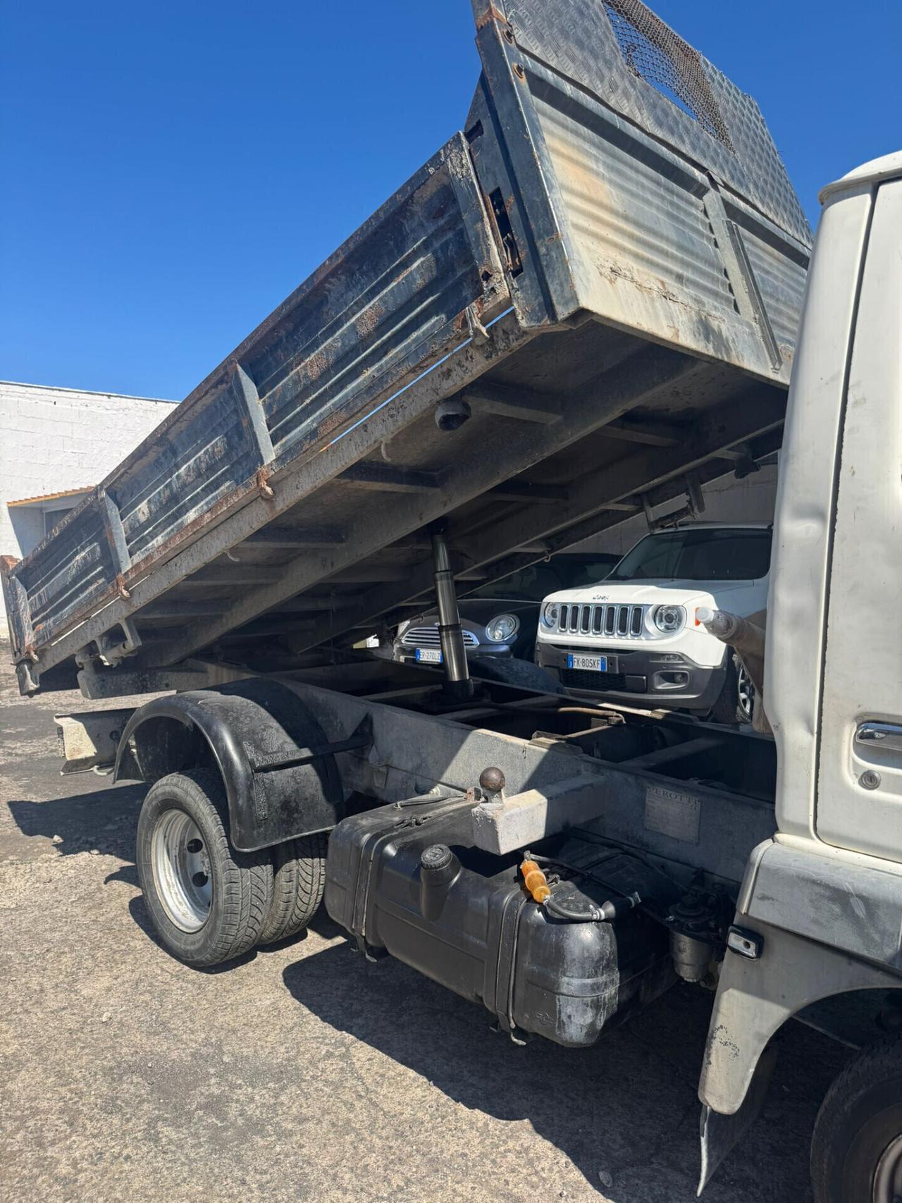 NISSAN CABSTAR E 120 RIBALTABILE 3 LATERALE ANNO 2003