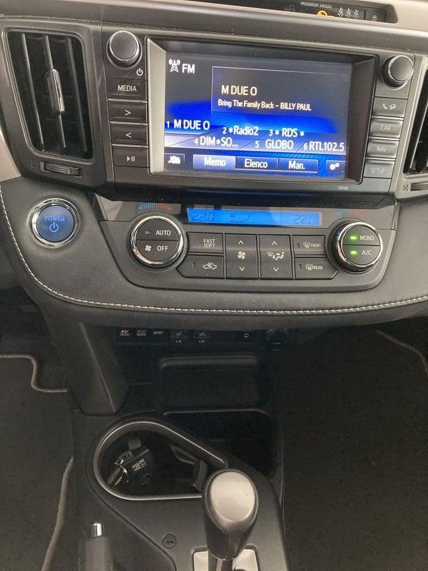Toyota RAV4 2.5 Hybrid 2WD Style