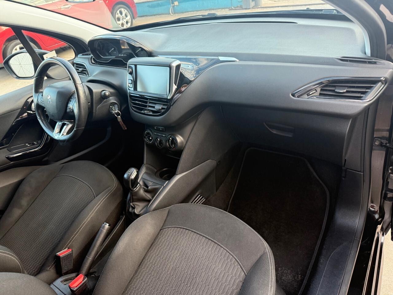 208 5P 1.2 BENZINA 82CV 10/2017 SOLI 92.500KM-OK NEOP.