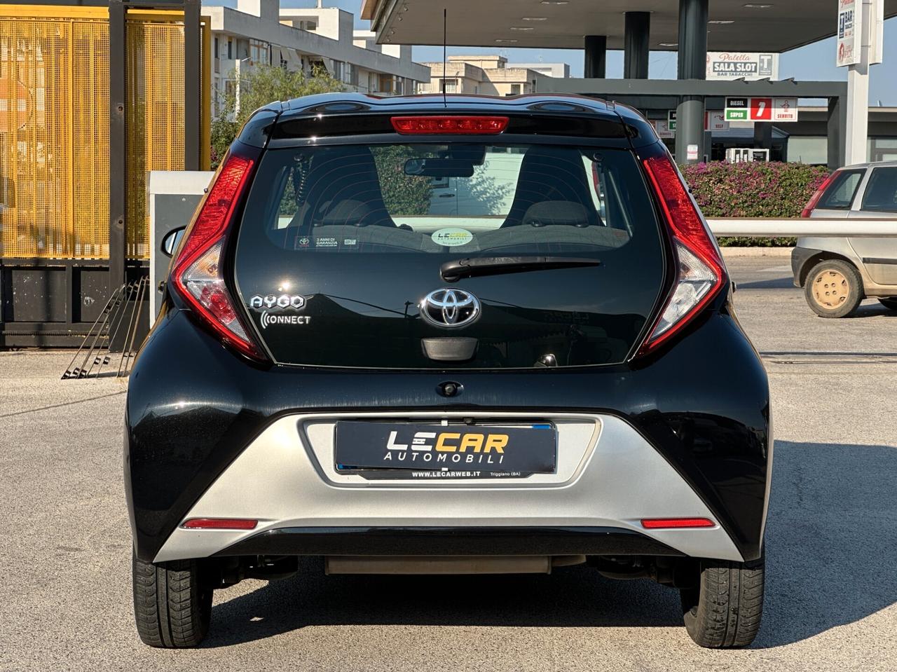 TOYOTA Aygo Connect 1.0 VVT-i 72 CV 5 porte x-fun