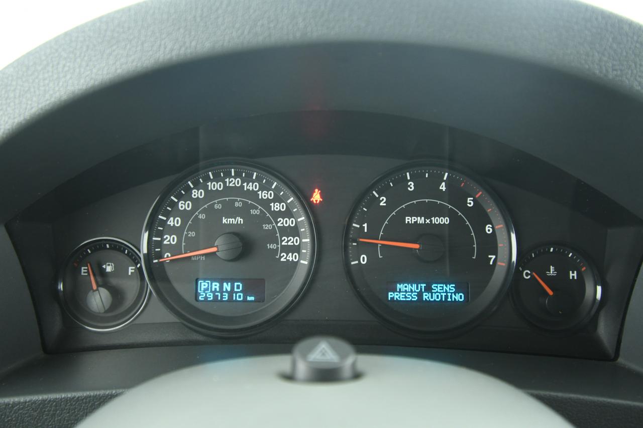 JEEP Grand Cherokee 3.0 V6 crd Laredo auto COMMERCIANTI+GANCIO TRAINO
