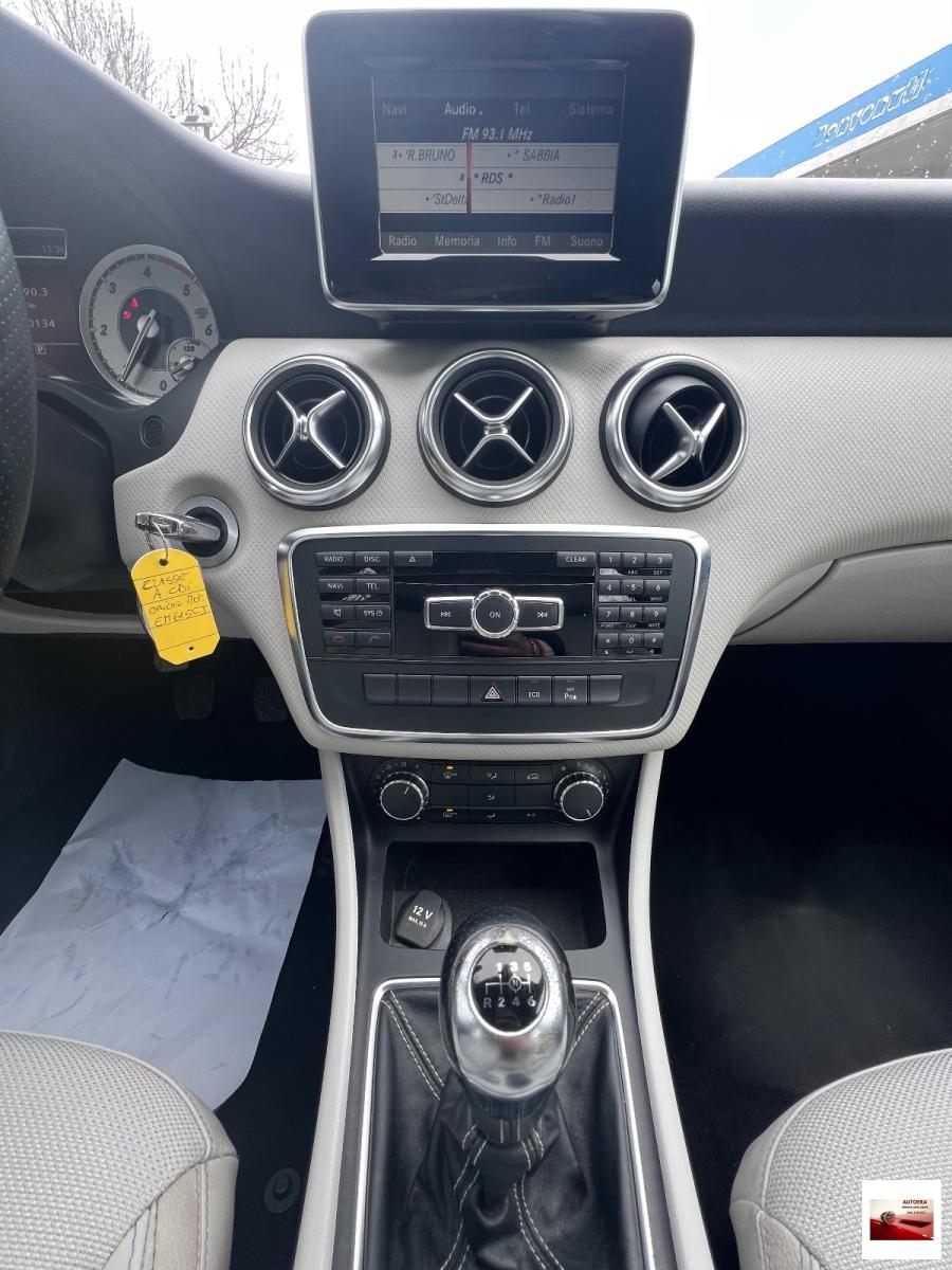 MERCEDES - Classe A - 200 CDI BlueEFFICIENCY Premium